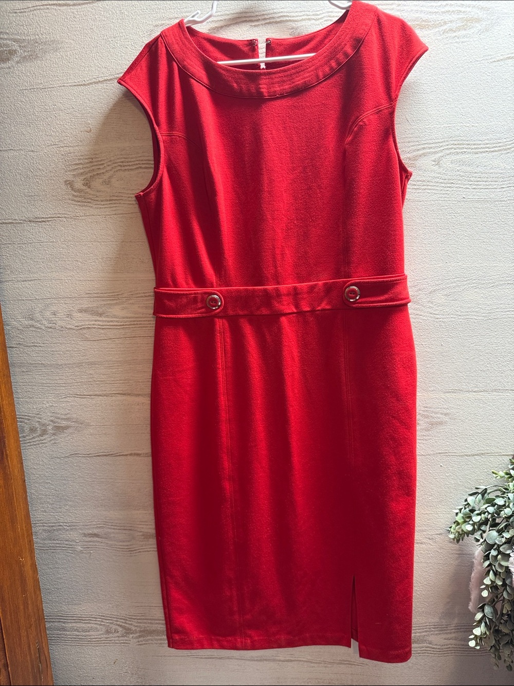 New York & Company red stretch midi dress cap sleeve size L